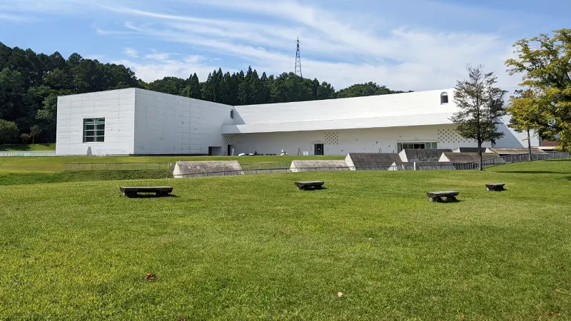 Exterior view of the Aomori Museum of Art