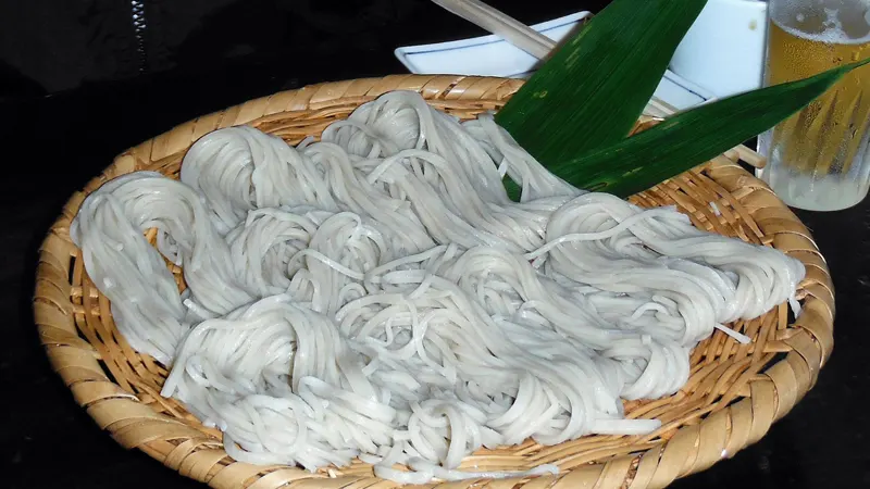 Fresh Togakushi soba noodles served