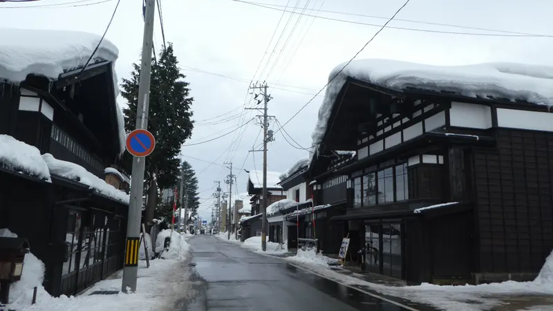 Snow-covered streets in Masuda