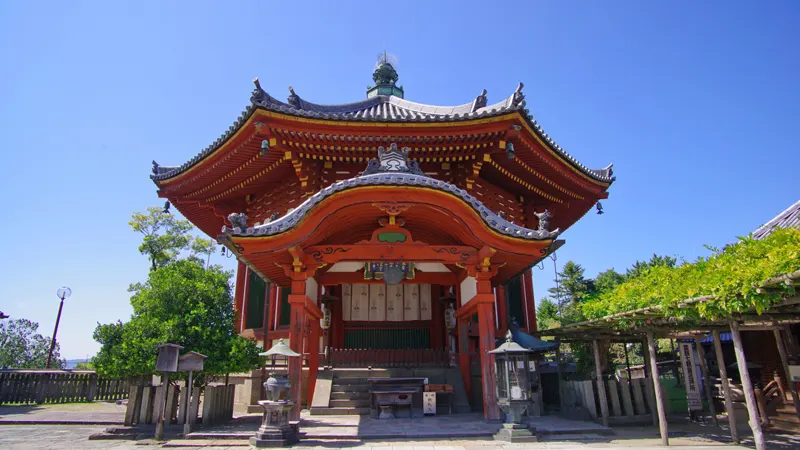 Vermilion Nan’endō Hall exterior