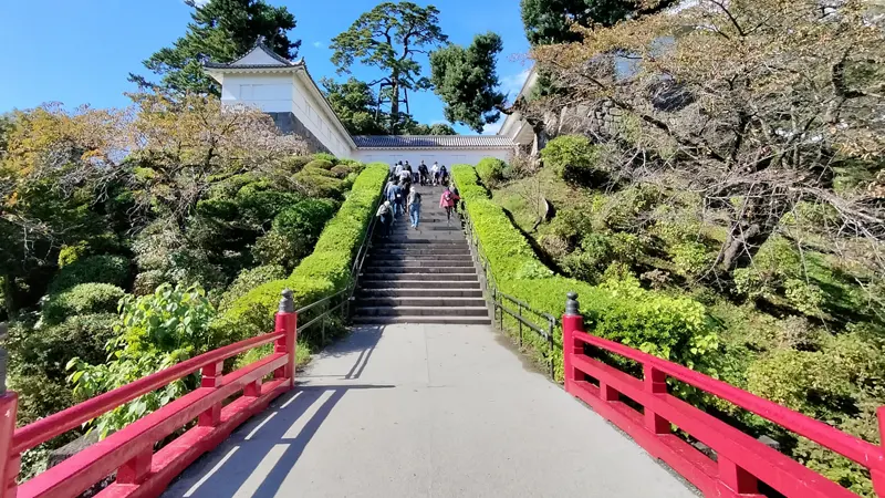 Red wooden bridge at Odawara Castle