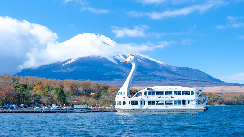 Lake Kawaguchi cruise