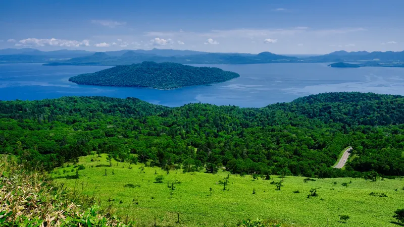 Kussharo Lake from Bihoro Pass