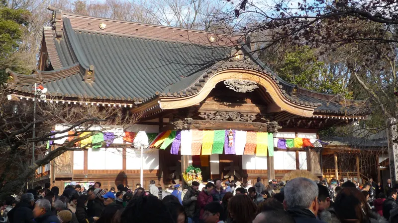 New Year scene at Jindaiji