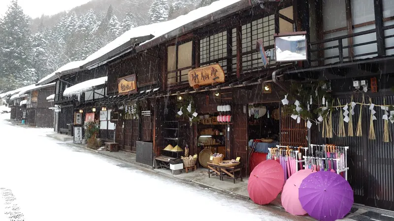 Narai-juku street view in snow