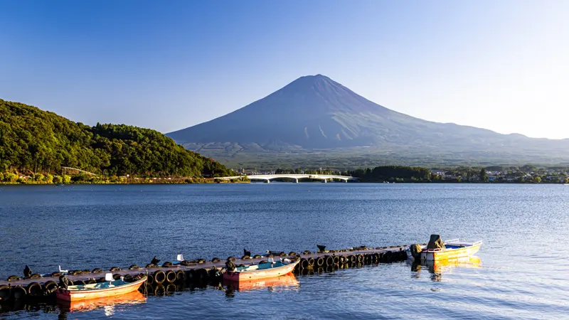 Lake Kawaguchi view from Yamanashi River