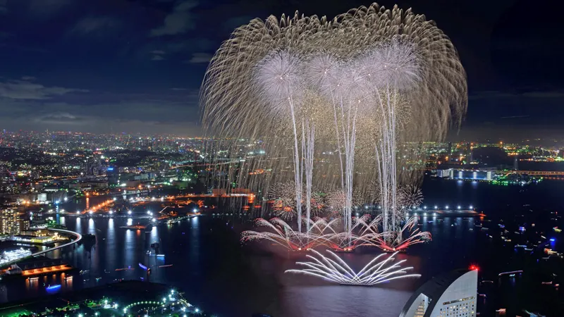 Yokohama Minato Mirai fireworks