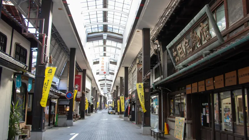 Kurokabe Square Streetscape