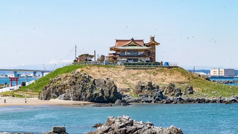 Kabushima Shrine exterior