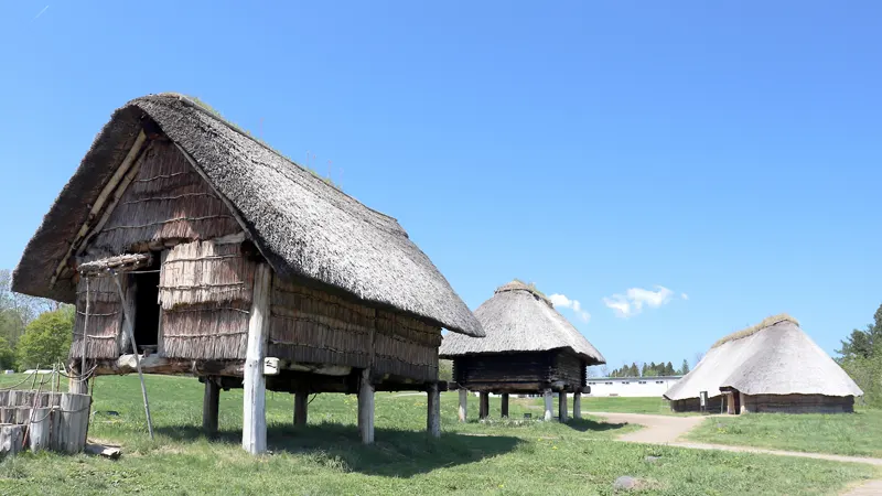 Large pillar building exterior