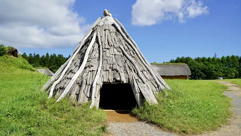 Reconstructed pit dwelling