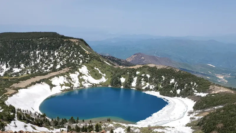 Witchs Eye in spring thaw