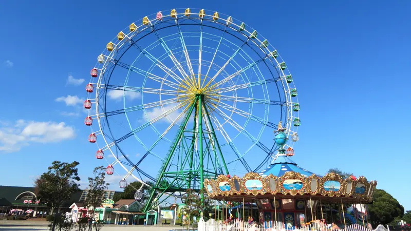 Amusement park Ferriswheel