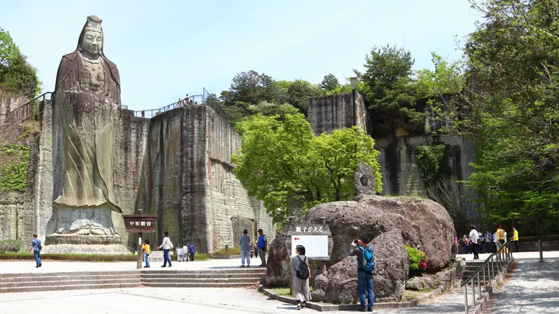 Oya Kannon Peace Kannon statue